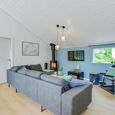 Wiggi - 450m From The Sea By Interhome